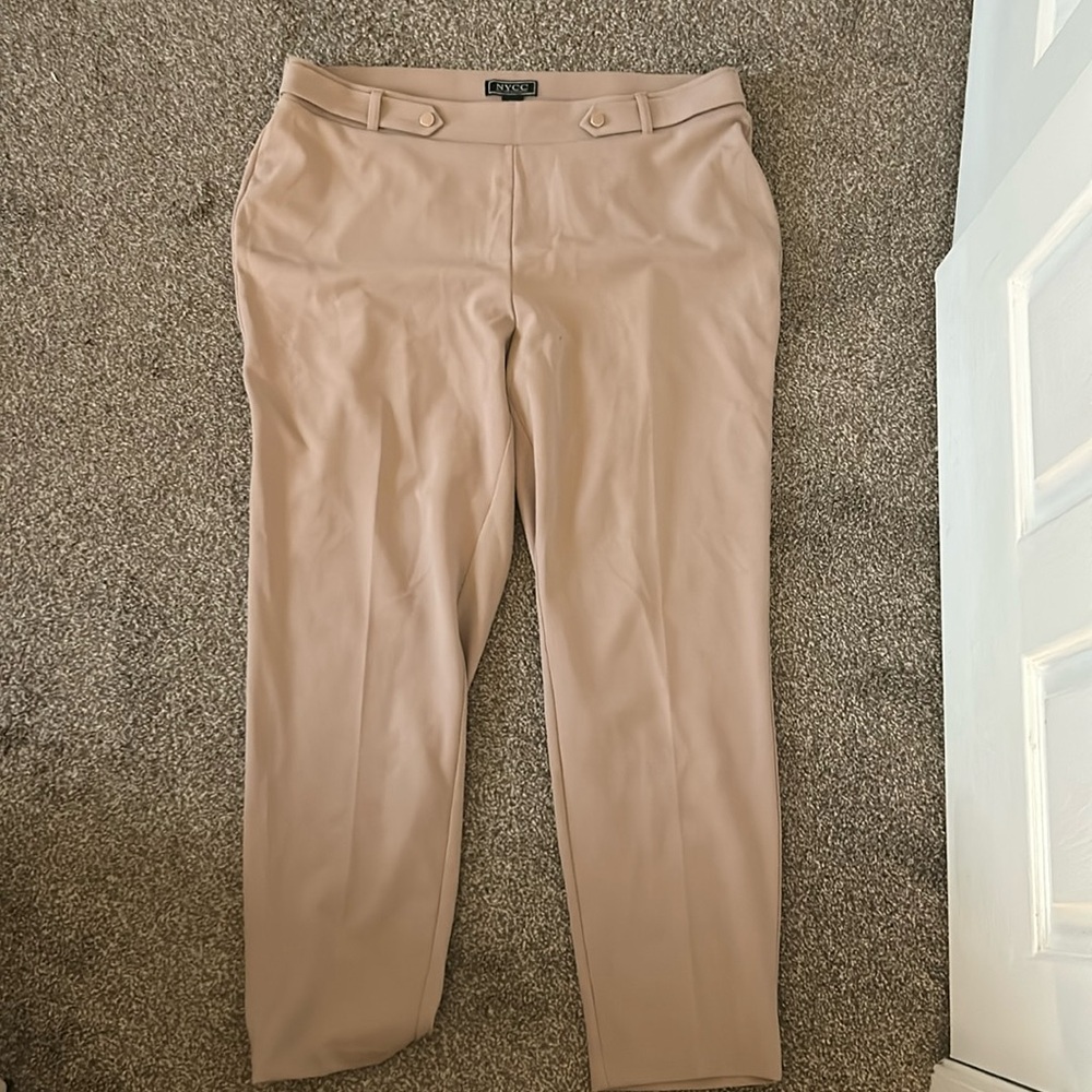 Women’s dress pants